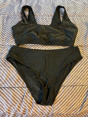 Women’s Black Bikini Two-Piece Swim Set